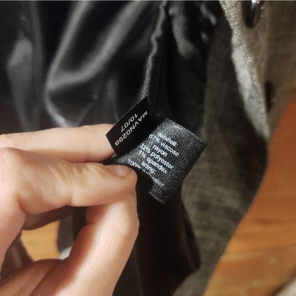 The Limited // Gray 3 Button Blazer - Picture 4 of 5